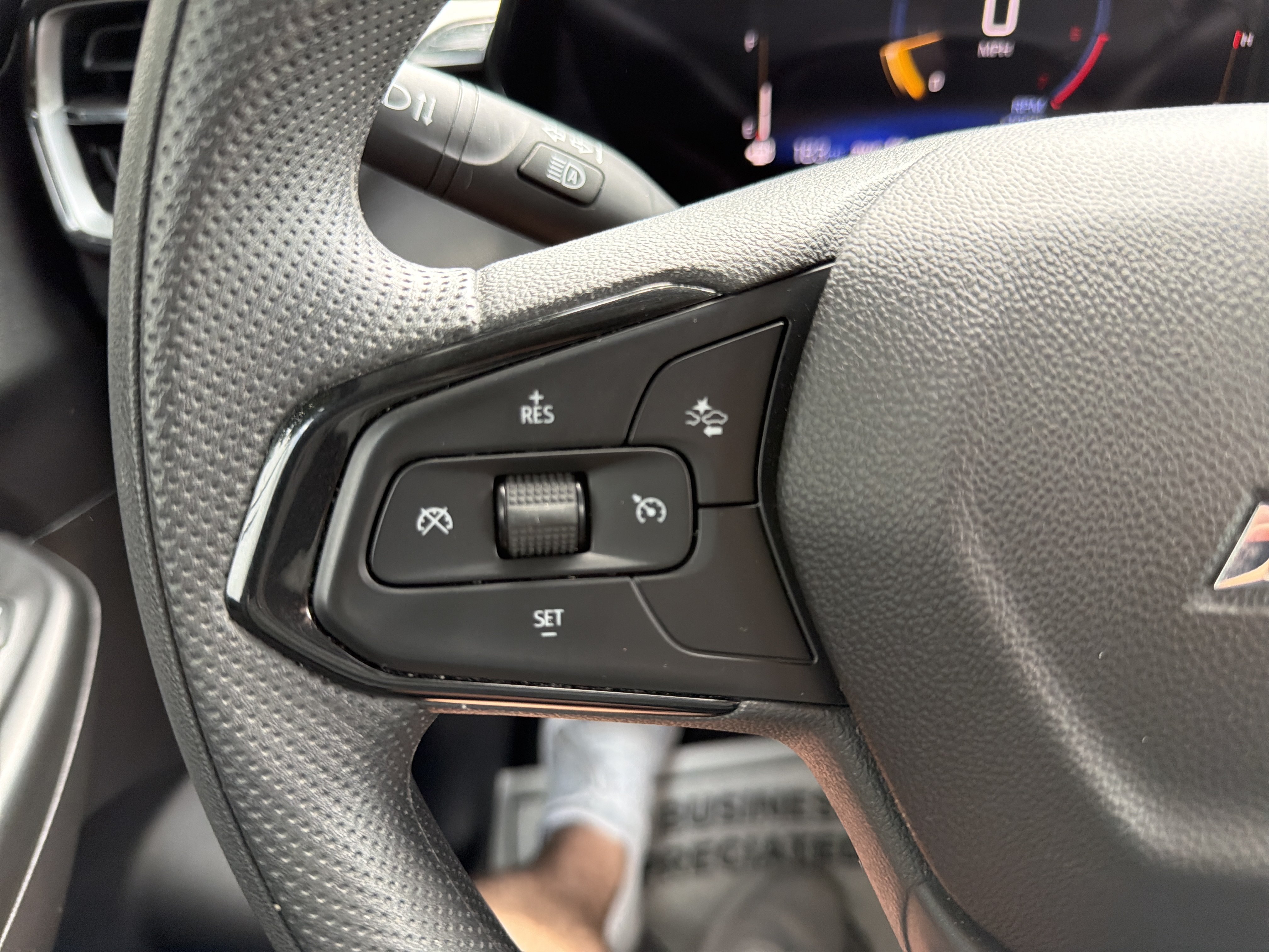 Used 2025 Chevrolet TrailBlazer LT AWD/4WD image 18