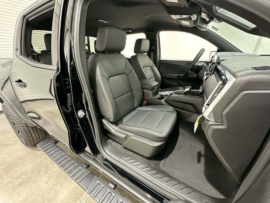 New 2026 GMC Canyon Elevation w/ Convenience Package RWD image 29