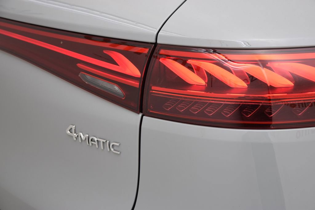 New 2026 Mercedes-Benz EQS 550 4MATIC SUV image 14