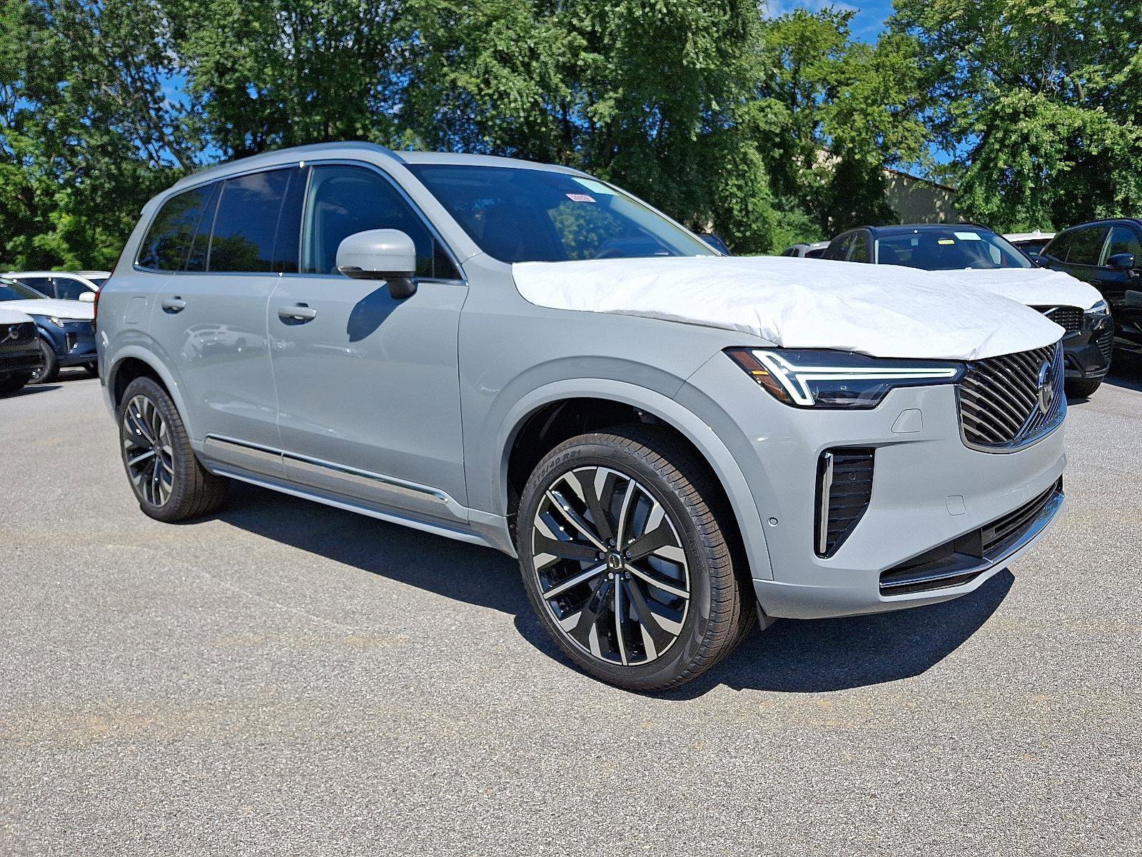 Used 2026 Volvo XC90 B6 Plus w/ Protection Package Premier image 1