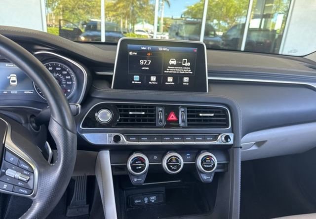 Used 2020 Genesis G70 2.0T image 14