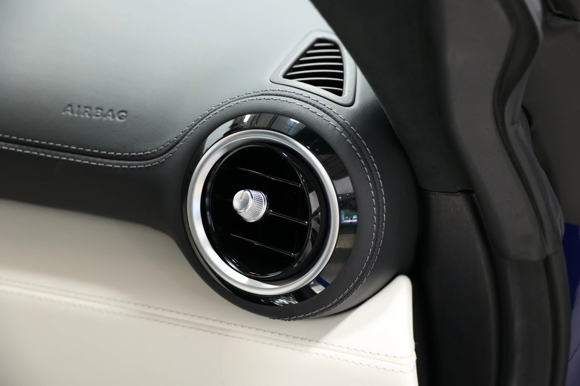 Used 2017 Mercedes-Benz AMG GT Coupe image 64