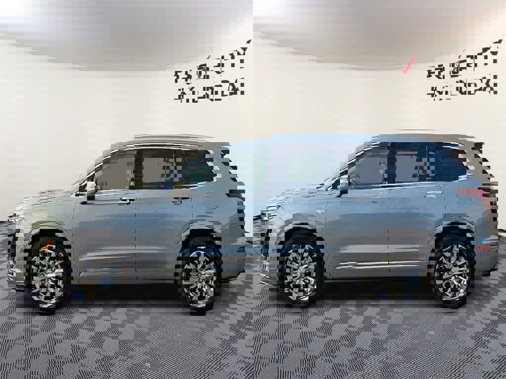 Used 2024 Cadillac XT6 Premium Luxury w/ Technology Package image 7