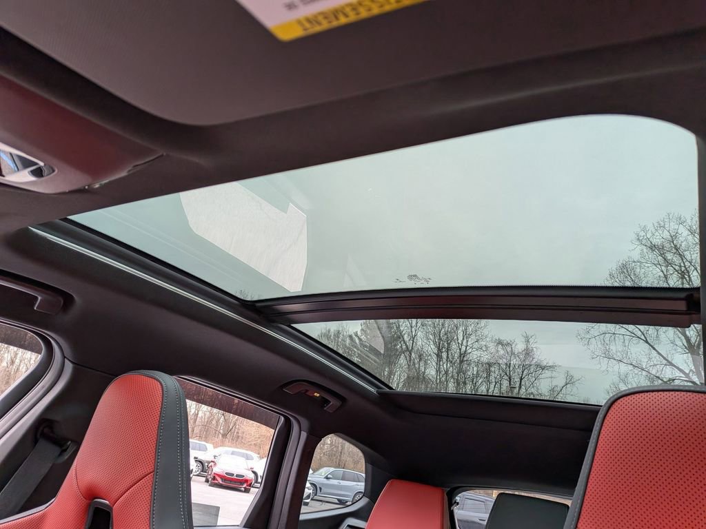 Used 2024 BMW X1 M35i w/ Premium Package image 16