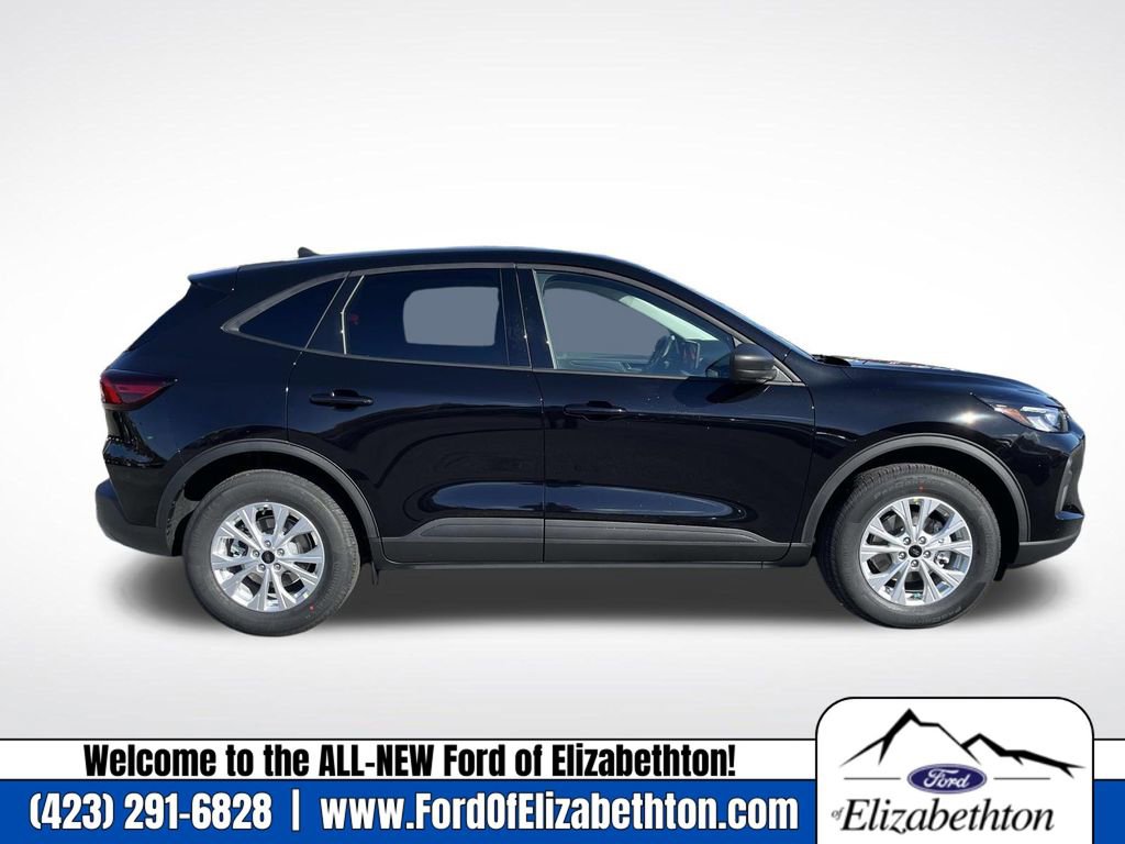 New 2026 Ford Escape Active image 2