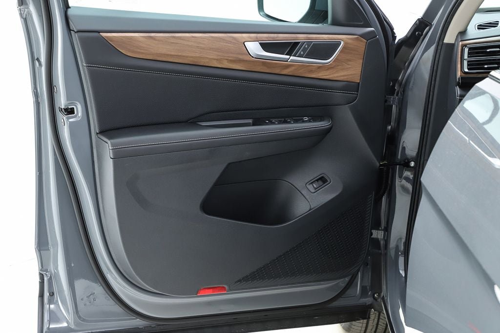 New 2026 Volkswagen Atlas SE FWD image 57