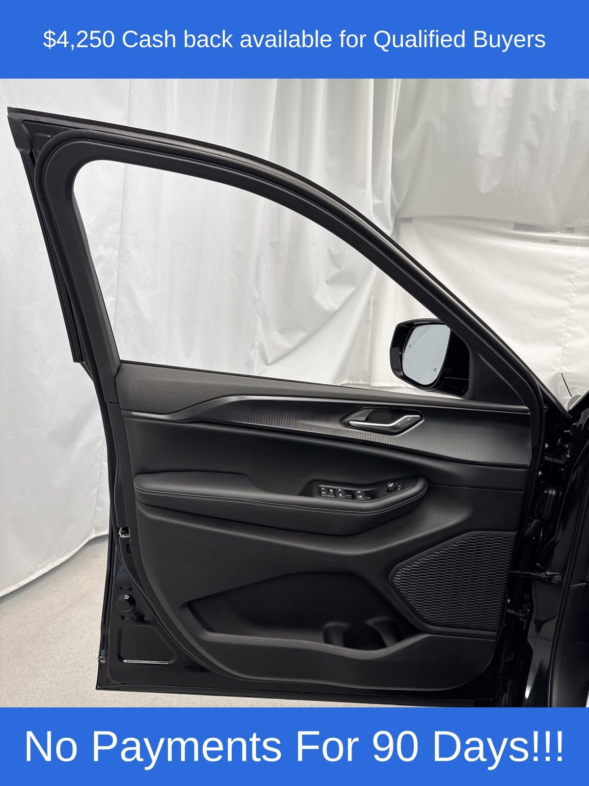 New 2025 Jeep Grand Cherokee Altitude image 12