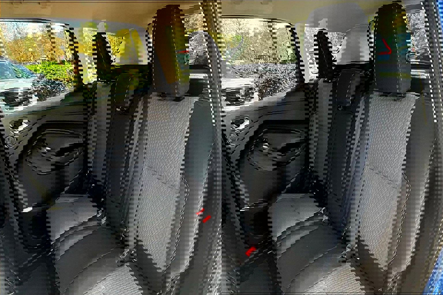 Used 2017 Ford Escape SE w/ Equipment Group 201A image 27