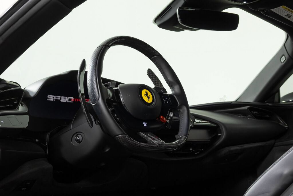 Used 2023 Ferrari SF90 Stradale AWD/4WD image 5