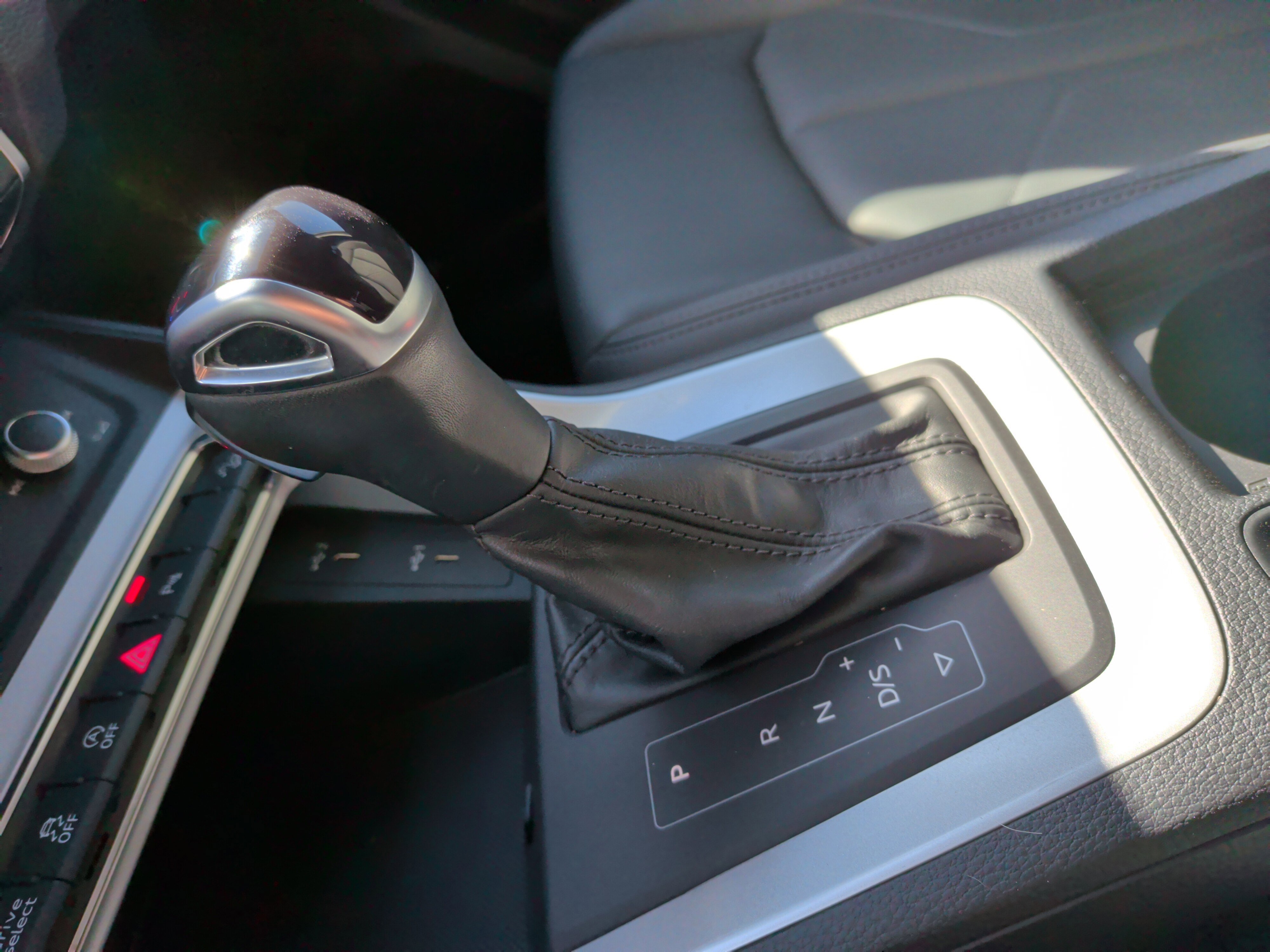 Certified 2022 Audi Q3 2.0T Premium w/ Convenience Package image 25