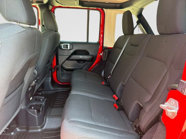 Used 2021 Jeep Wrangler Unlimited Sahara w/ Uconnect 4C Nav & Sound Group AWD/4WD image 14