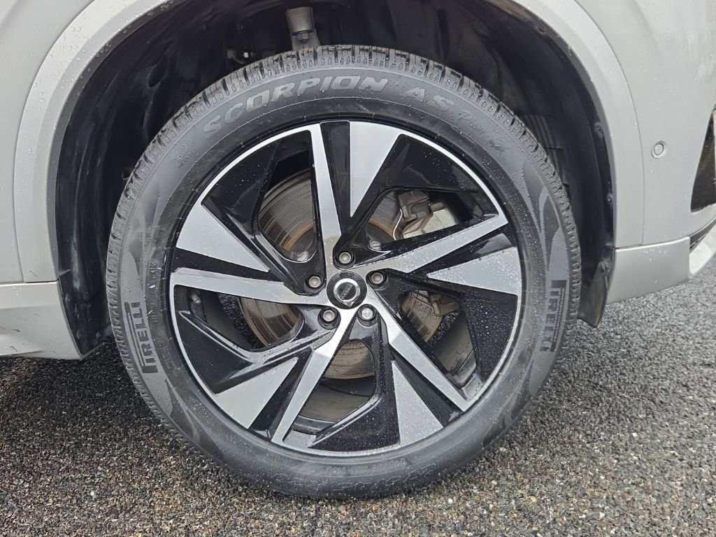 Used 2023 Volvo XC90 T8 Plus w/ Protection Package Premier AWD/4WD image 10
