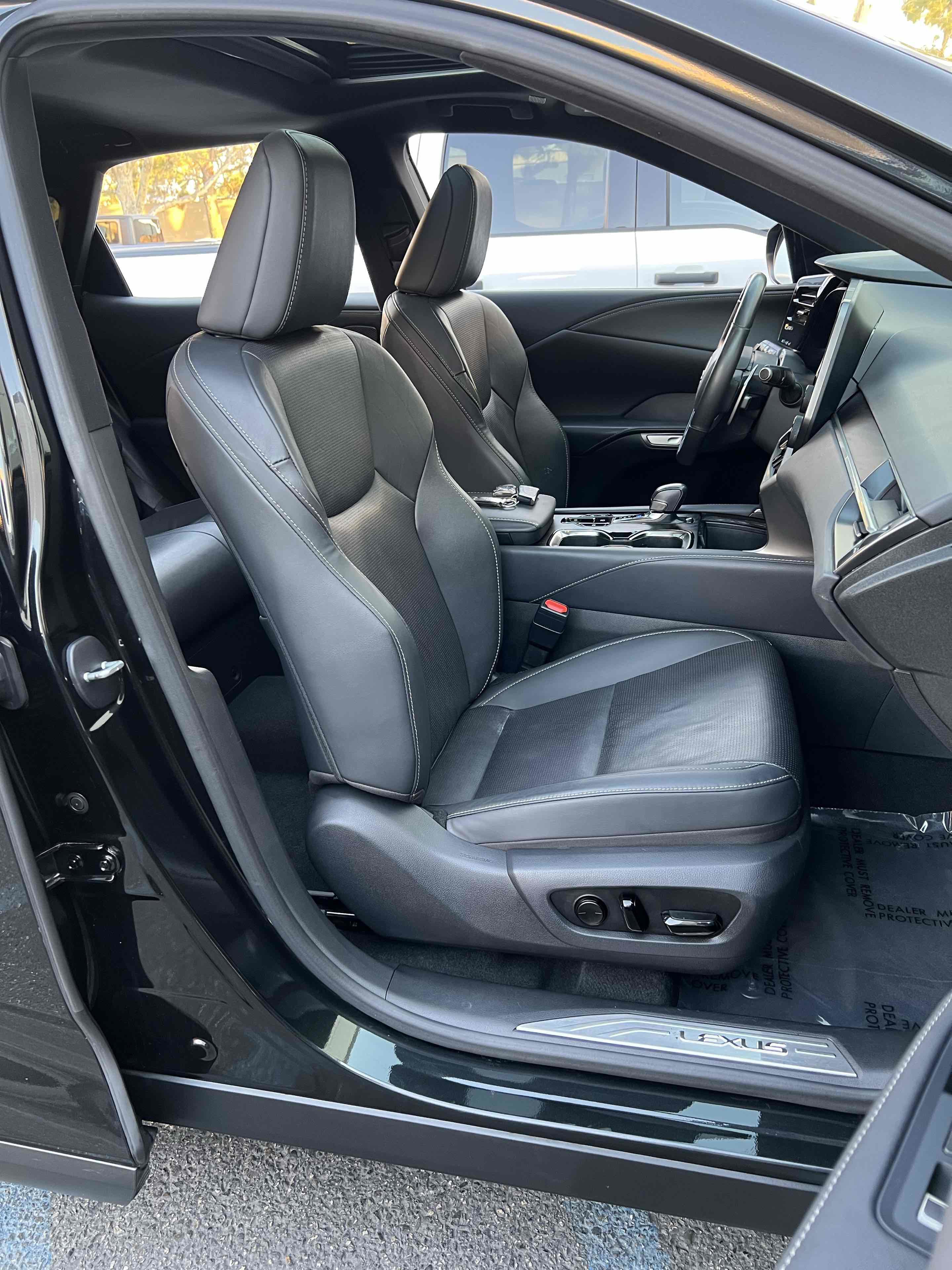 Used 2023 Lexus RX 350 w/ Cold Area Package image 84