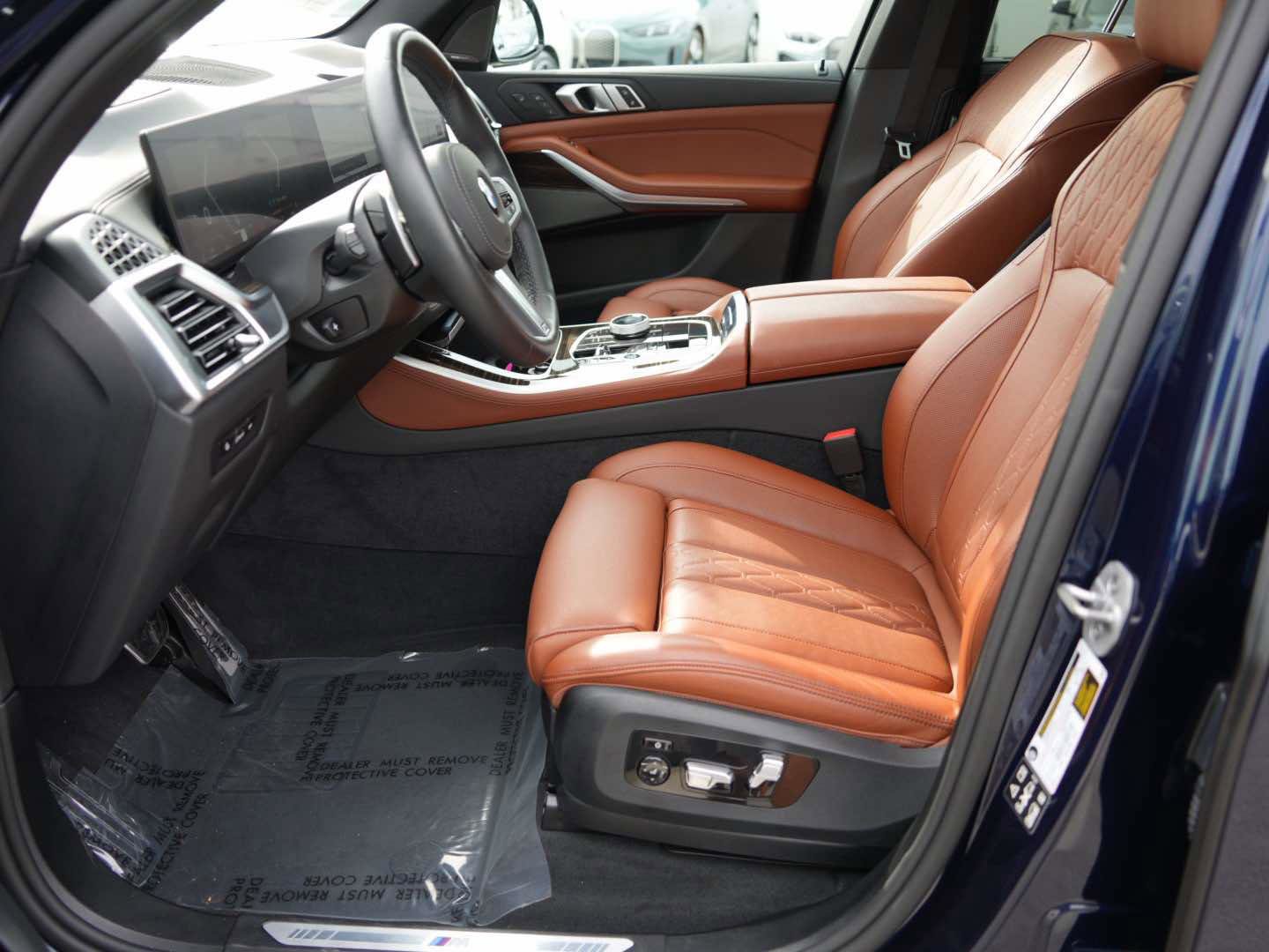 Used 2025 BMW X5 xDrive40i AWD/4WD image 12