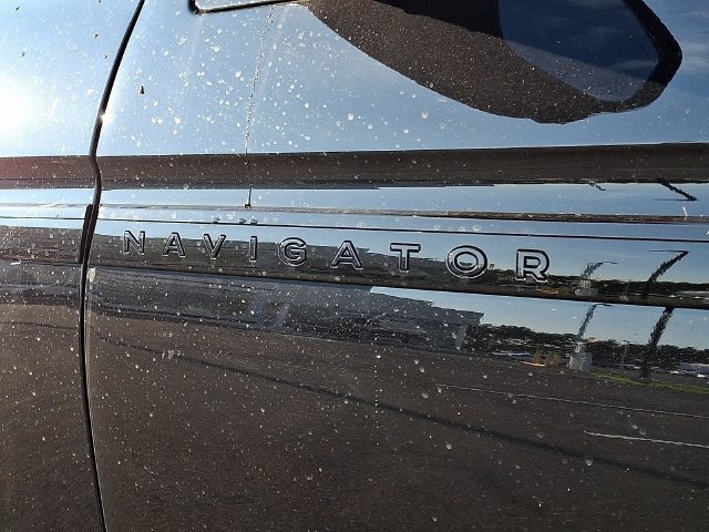 New 2027 Lincoln Navigator L Reserve w/ Jet Appearance Package AWD/4WD image 21
