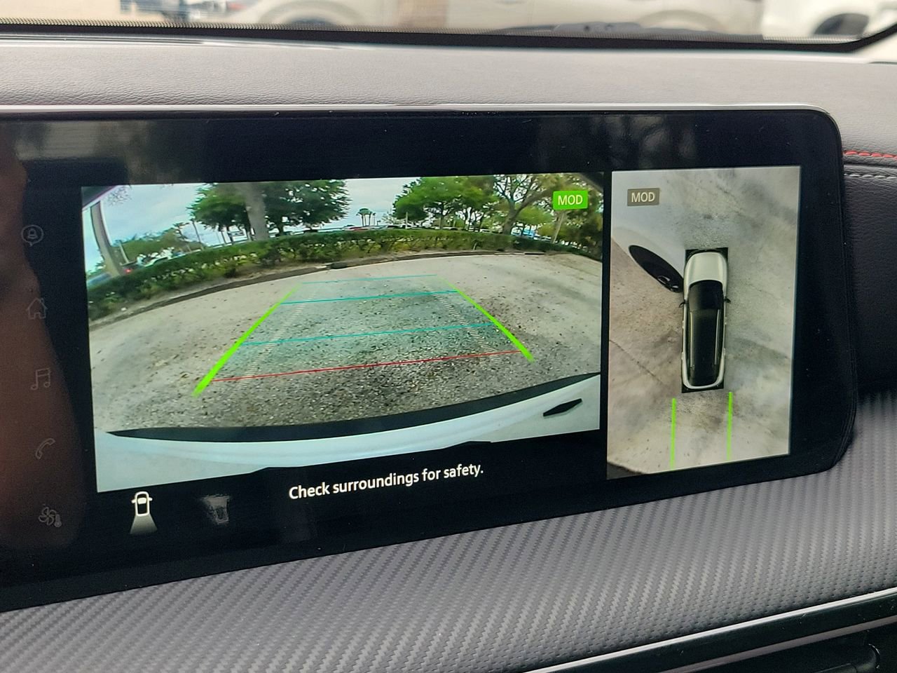 Used 2025 Nissan Kicks SR image 25