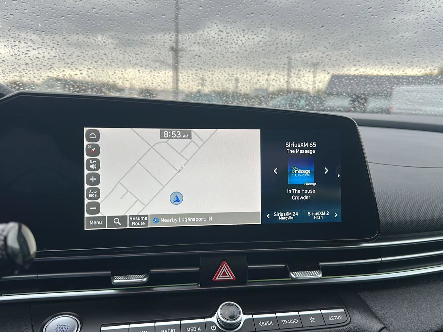 Used 2025 Hyundai Elantra Limited image 18