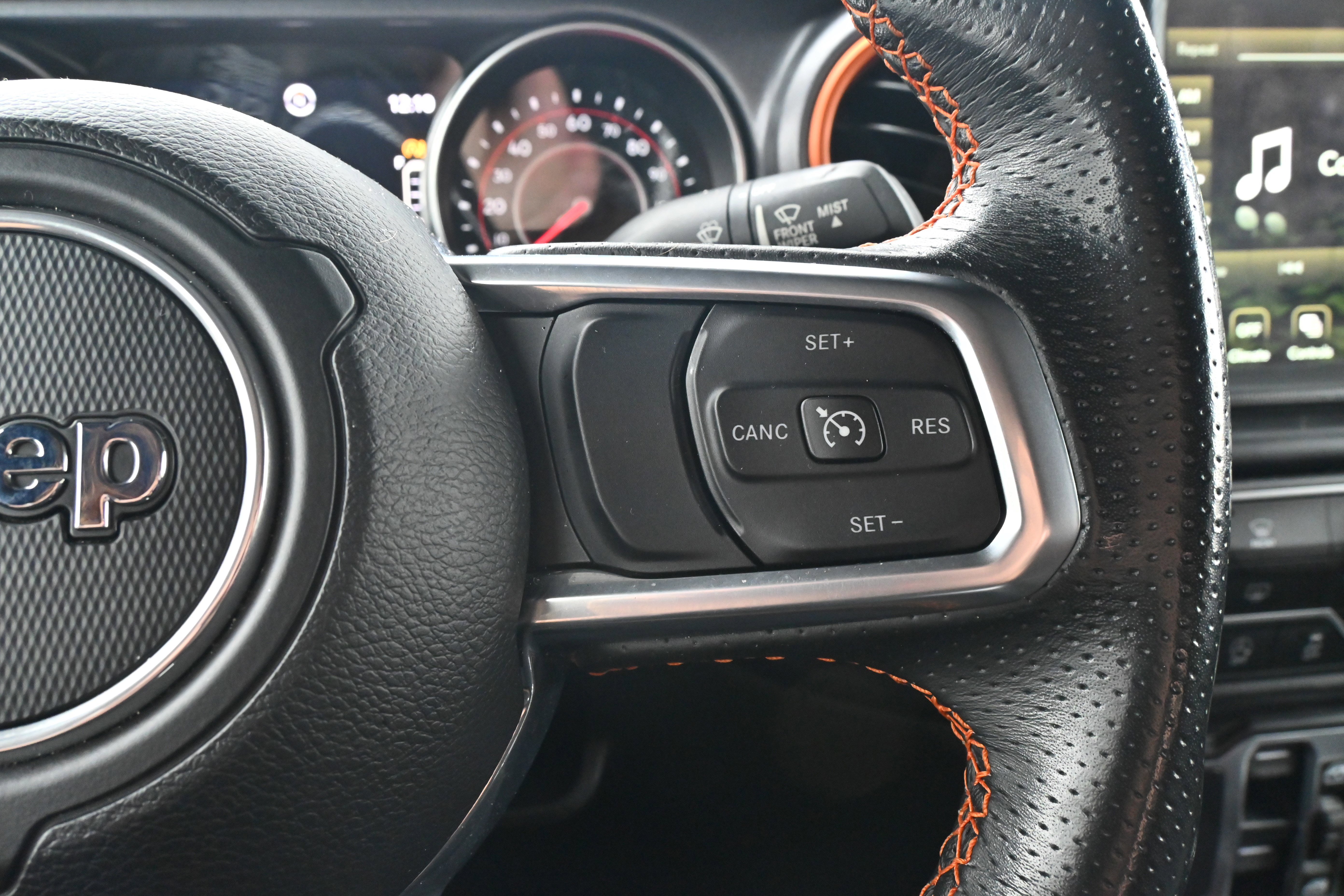 Used 2022 Jeep Gladiator Mojave image 31