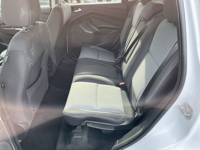 Used 2017 Ford Escape SE image 25
