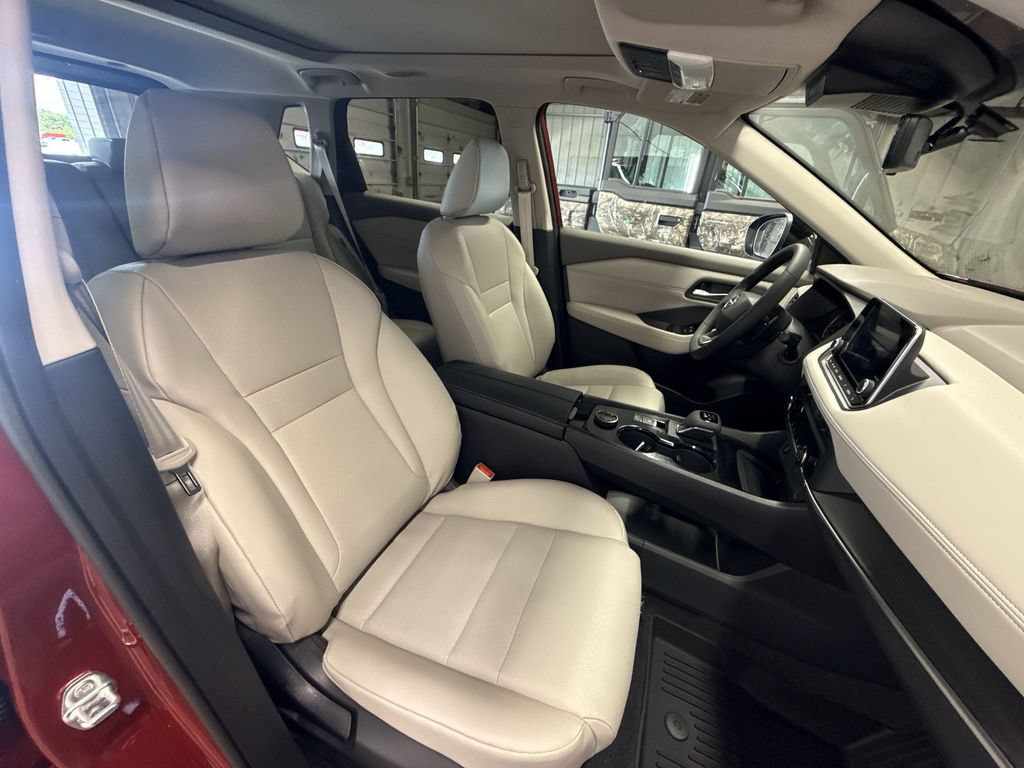 New 2026 Nissan Rogue Dark Armor AWD/4WD image 25