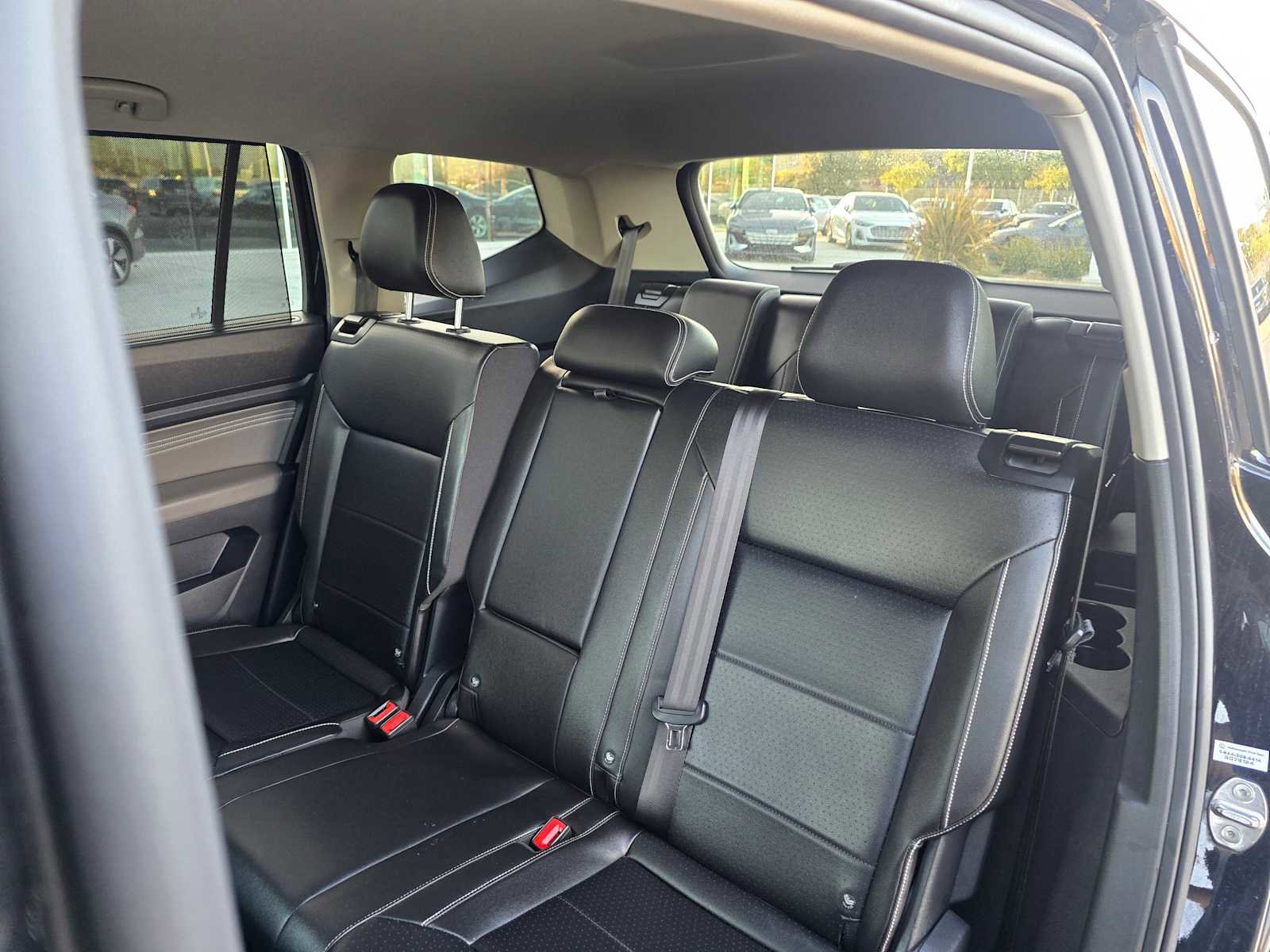 Used 2022 Volkswagen Atlas SE image 19