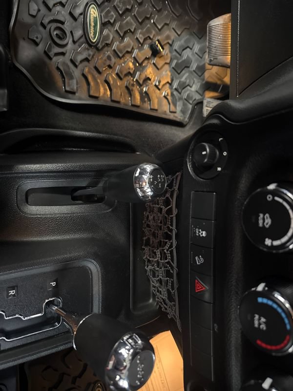 Used 2013 Jeep Wrangler Unlimited Sport AWD/4WD image 16