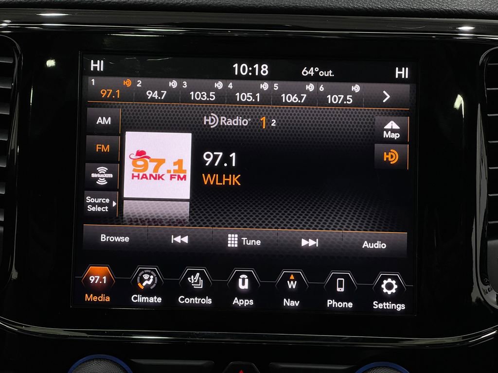 Used 2020 Jeep Grand Cherokee Limited w/ Premium Lighting Group image 24