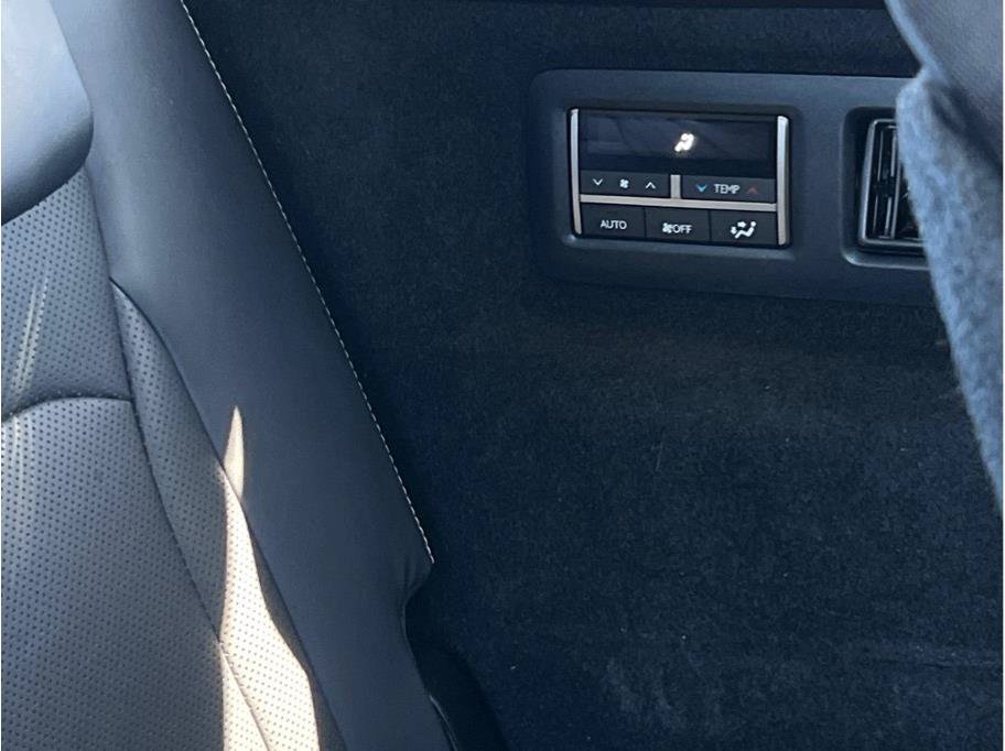 Used 2019 Lexus RX 350L FWD image 12