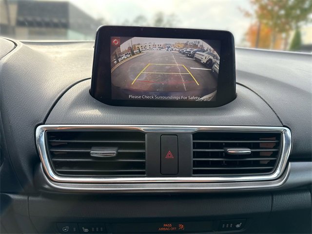 Used 2018 MAZDA MAZDA3 Grand Touring w/ Premium Equipment Package image 17