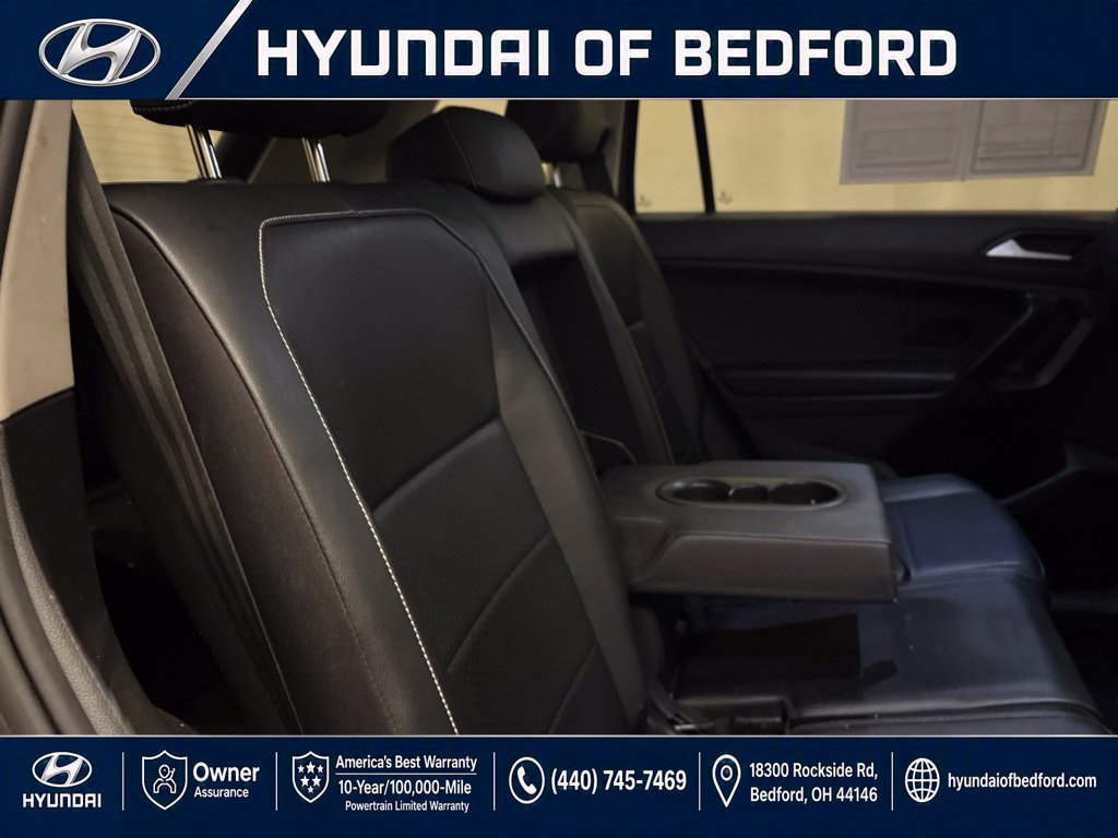 Used 2021 Volkswagen Tiguan SE w/ Panoramic Sunroof Package AWD/4WD image 26