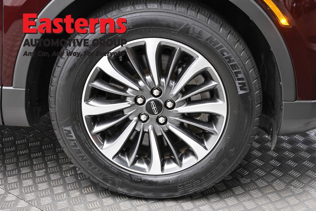 Used 2022 Lincoln Nautilus FWD w/ Premium Package image 34