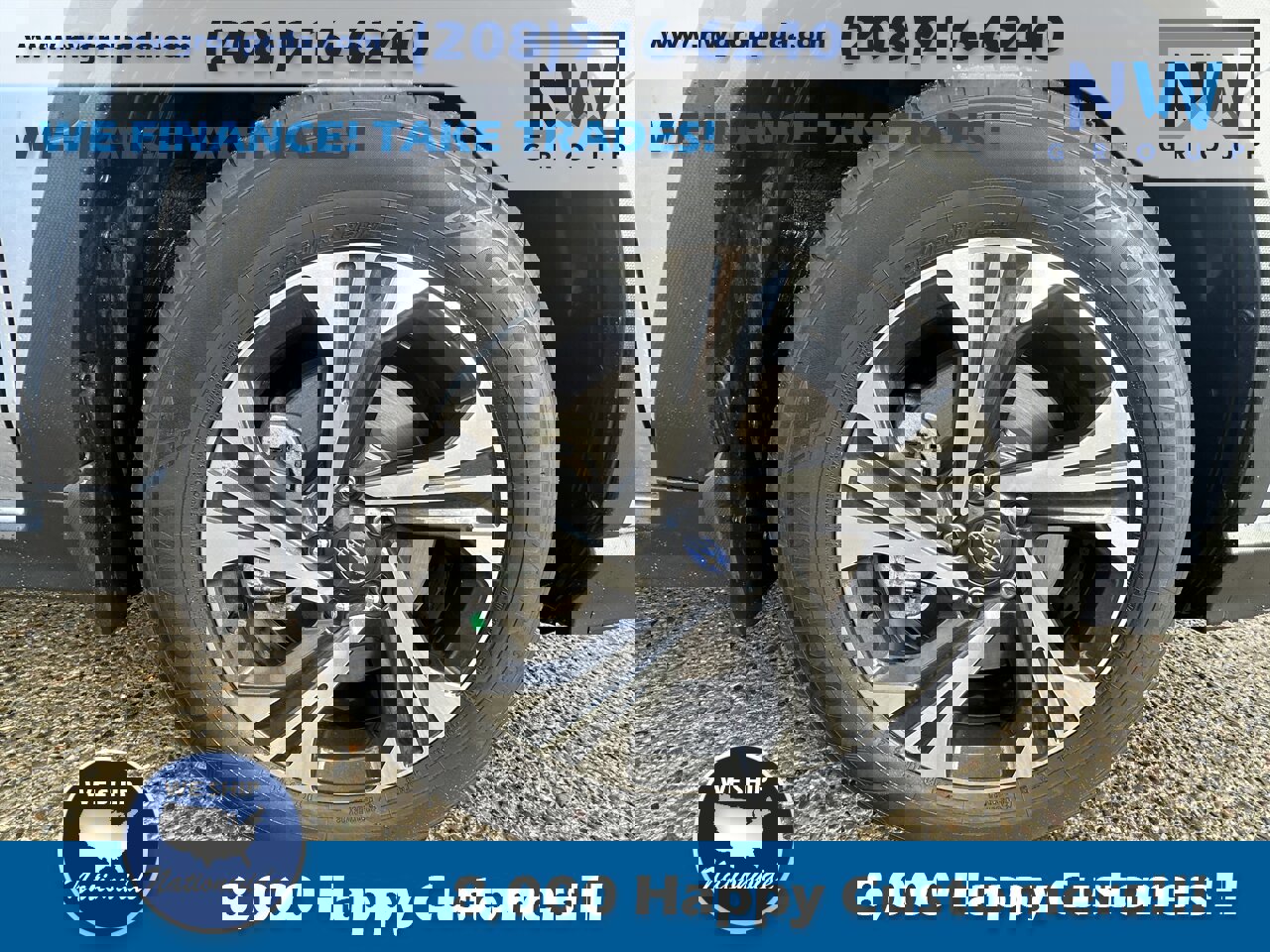 Used 2024 Subaru Crosstrek 2.0i Premium image 12