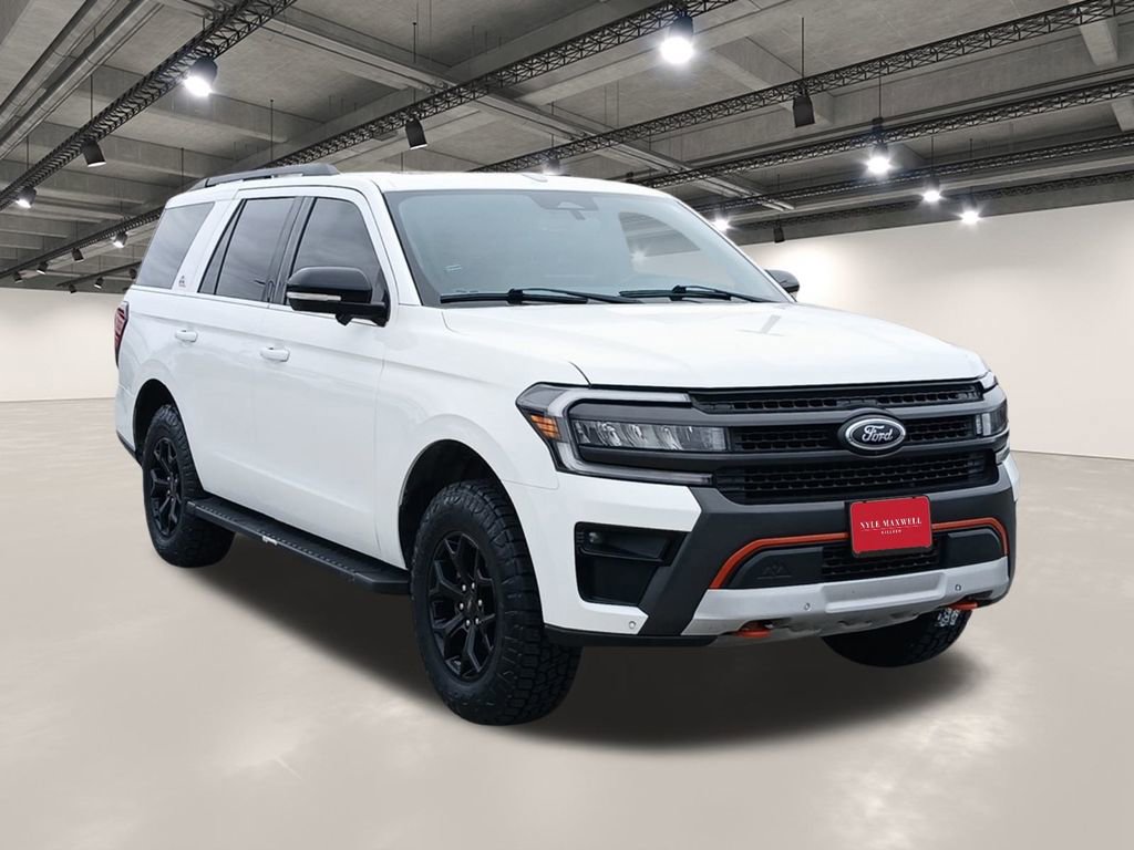 Used 2022 Ford Expedition Timberline image 2