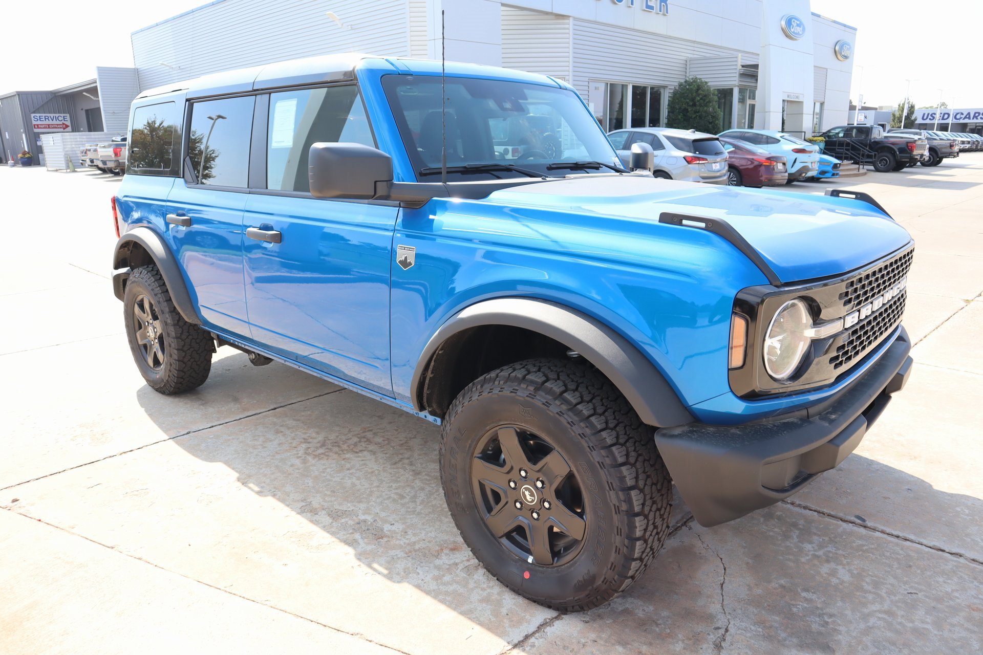 New 2025 Ford Bronco Big Bend image 1