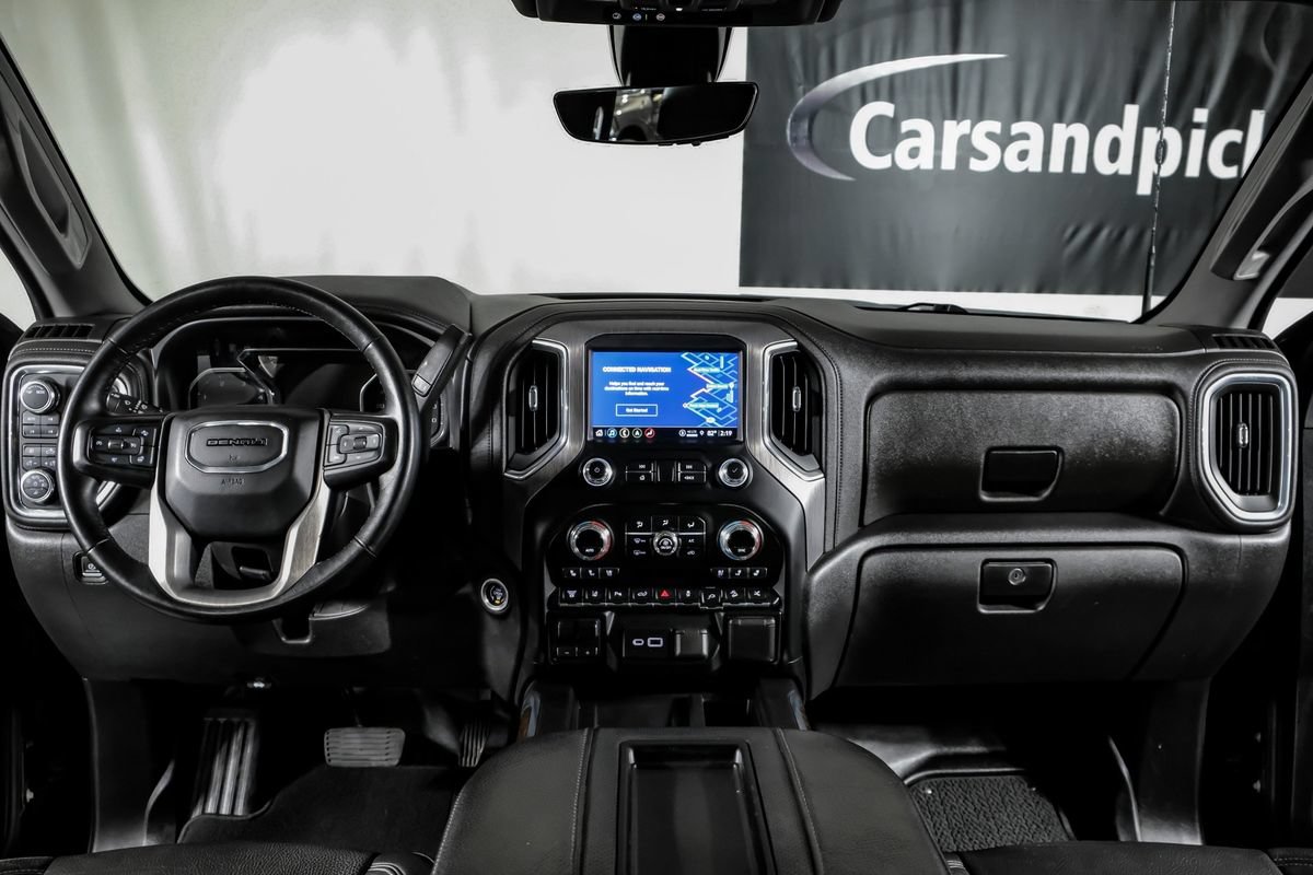 Used 2022 GMC Sierra 2500 Denali w/ Denali Black Diamond Edition AWD/4WD image 14