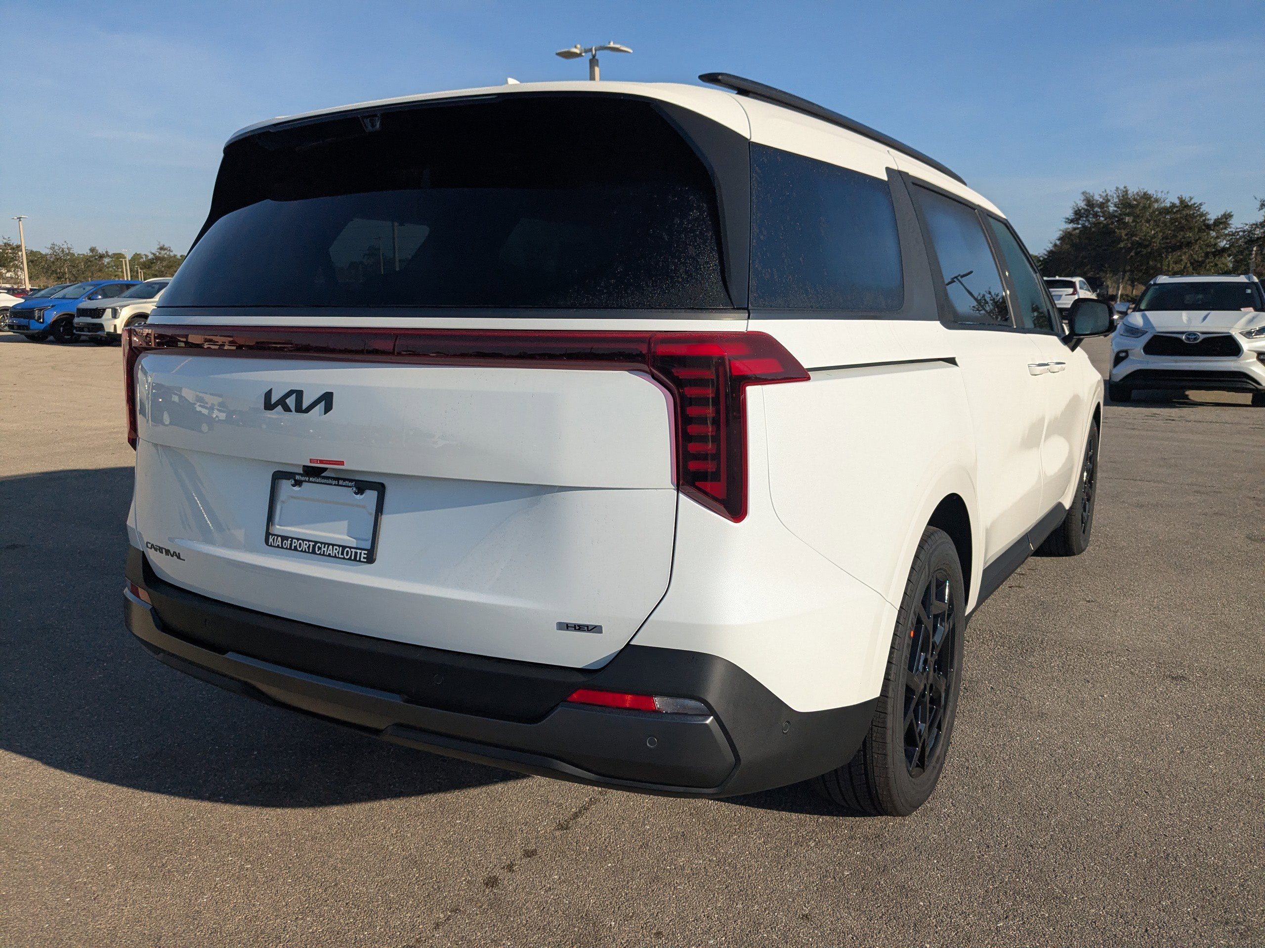 New 2026 Kia Carnival SX Prestige FWD image 5
