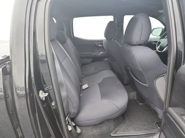 Used 2019 Toyota Tacoma TRD Sport image 10