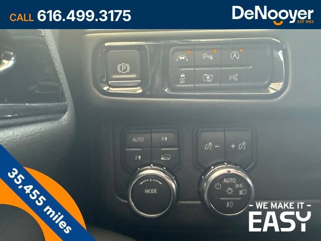 Used 2025 GMC Yukon Denali AWD/4WD image 17