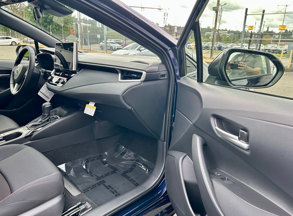 New 2026 Toyota Corolla SE FWD image 15