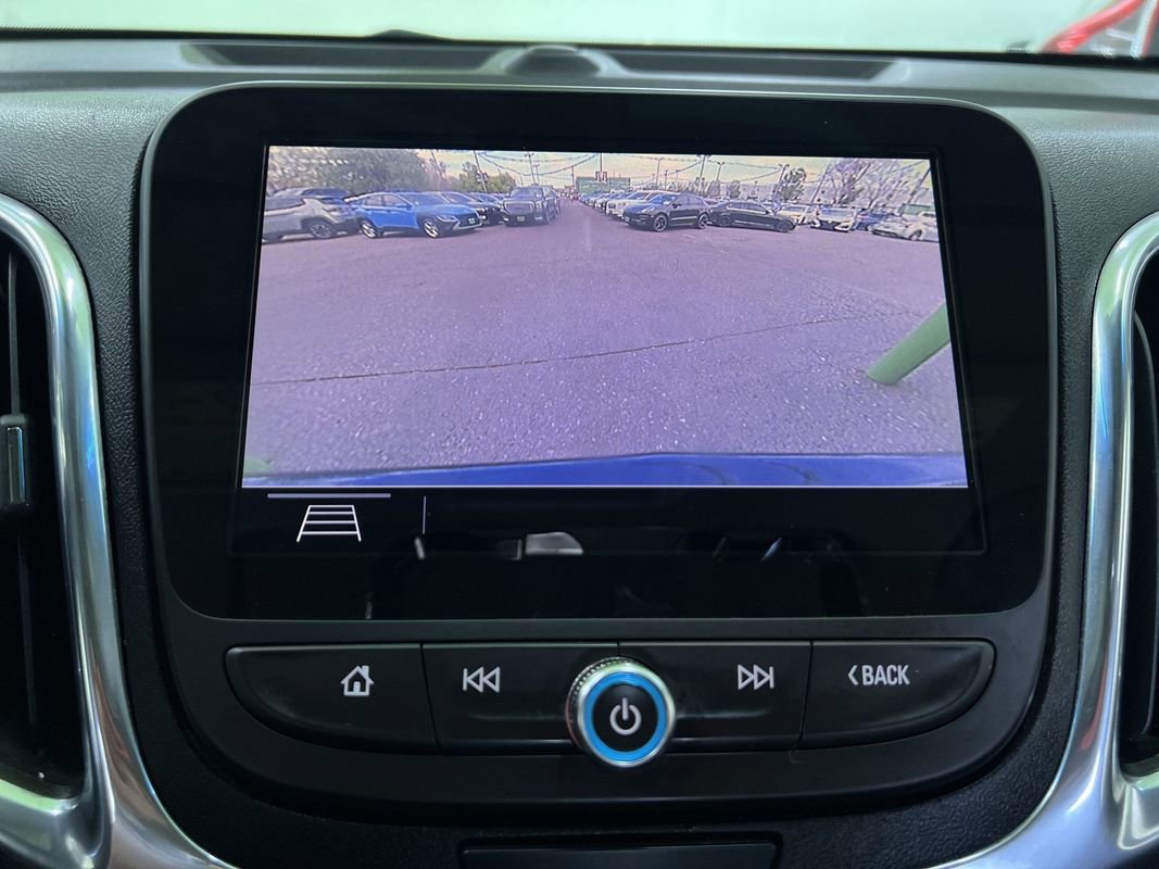 Used 2019 Chevrolet Equinox LT w/ Sun & Navigation Package FWD image 22
