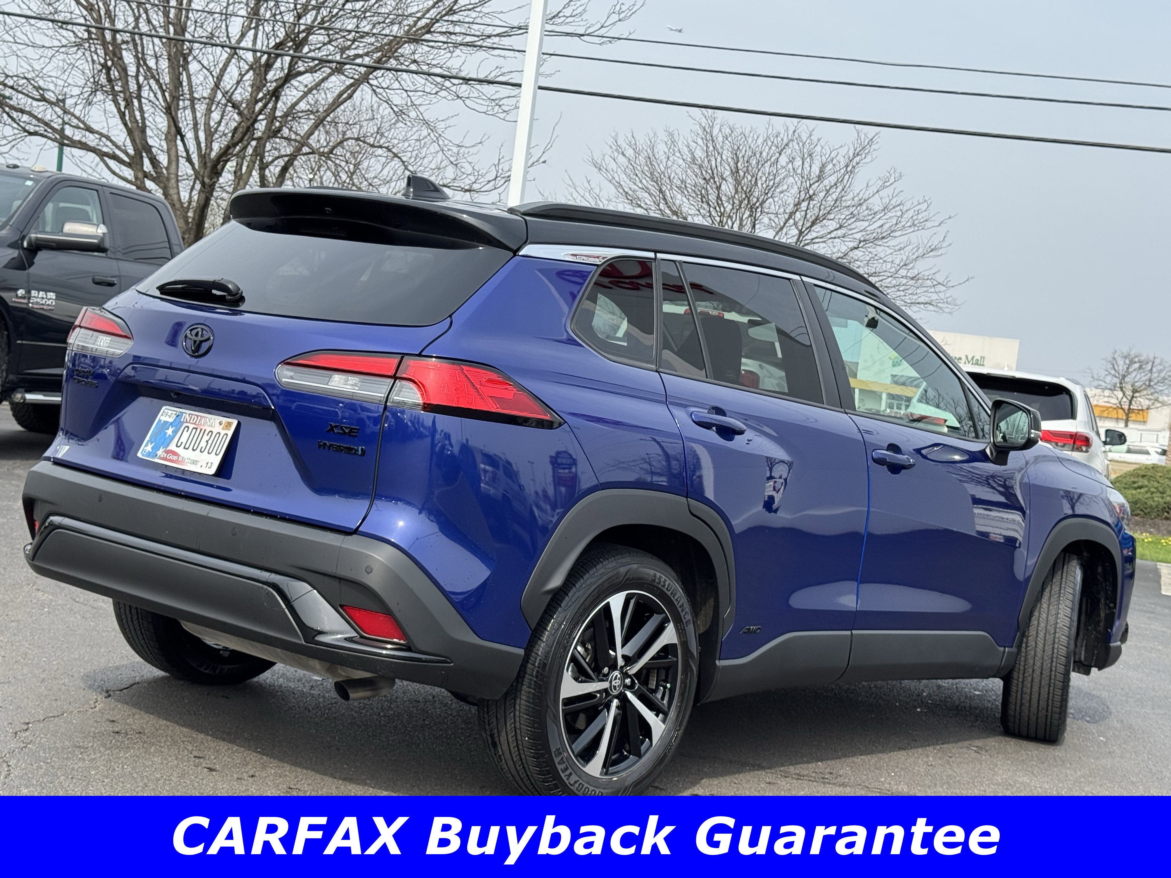 Used 2024 Toyota Corolla Cross XSE w/ Convenience Package image 3