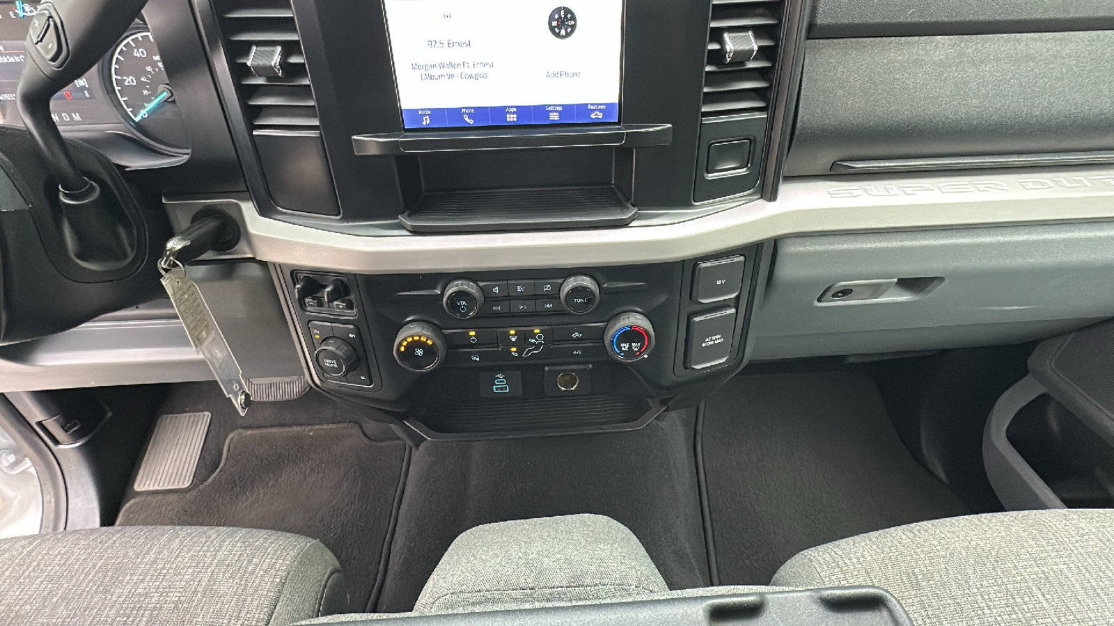 Used 2024 Ford F250 XLT w/ FX4 Off-Road Package image 24