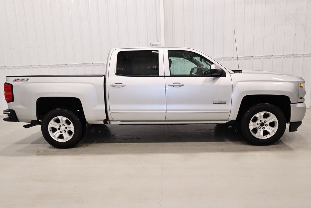 Used 2017 Chevrolet Silverado 1500 LT w/ Texas Edition image 2