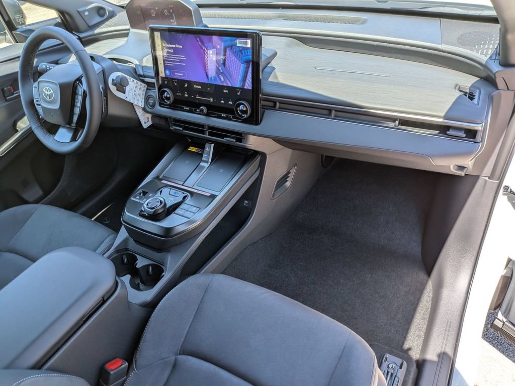 New 2026 Toyota C-HR AWD/4WD image 32