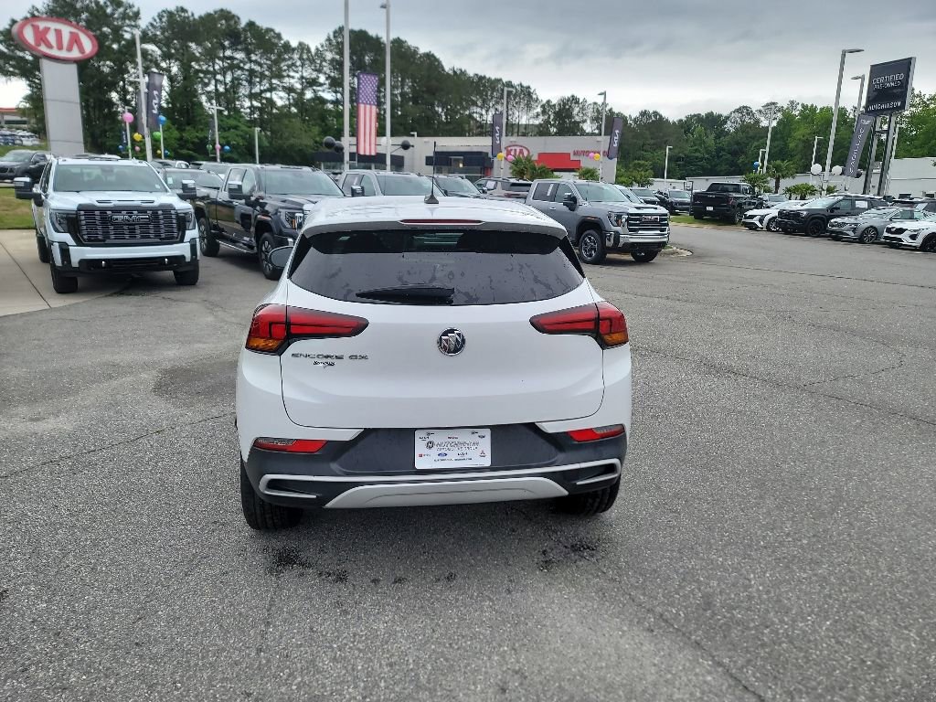 Used 2020 Buick Encore GX Preferred w/ Cold Weather Comfort Package FWD image 6