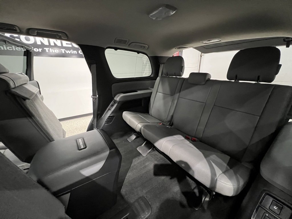 Used 2012 Toyota Sequoia Platinum image 32