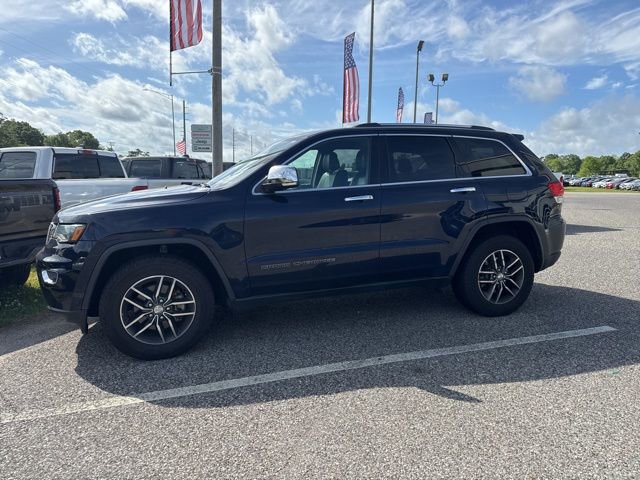 Used 2017 Jeep Grand Cherokee Limited w/ Luxury Group II image 15