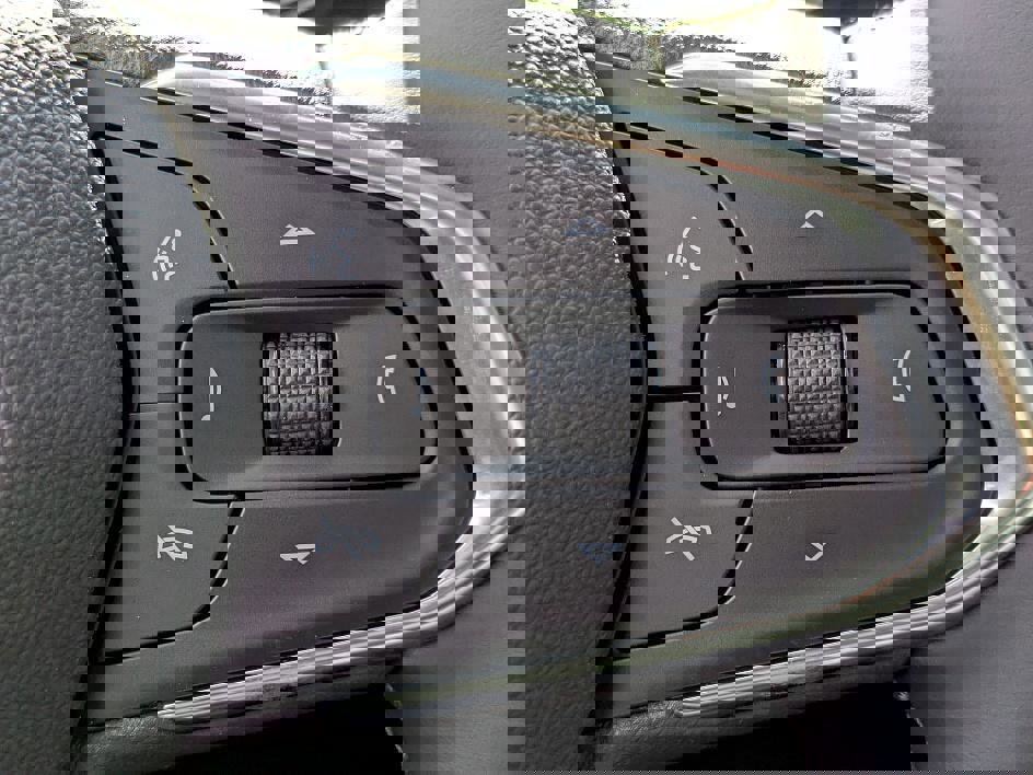 New 2026 Chevrolet TrailBlazer LT w/ Convenience Package image 17