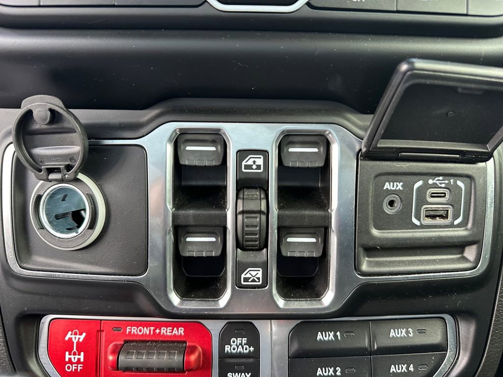 Used 2023 Jeep Wrangler Rubicon 392 w/ Xtreme Recon 35" Tire Package image 27