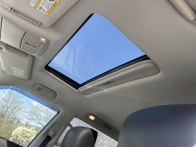 Used 2022 Nissan Armada Platinum image 26